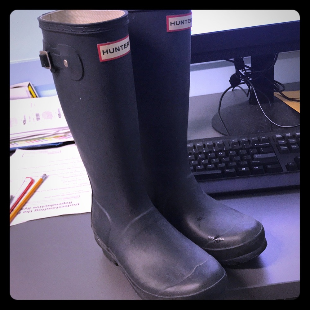 Dark blue hunter boots size 6